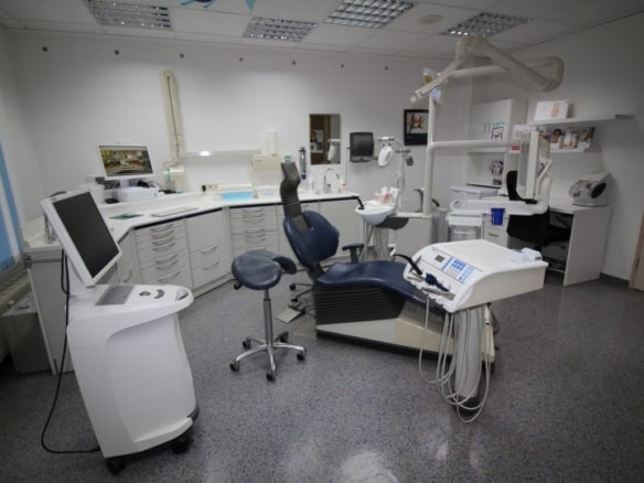 Zahnarztpraxis zu verkaufen 2148 Leipzig - praxisangebote.dental - Zahnmedizinische Praxisbörse