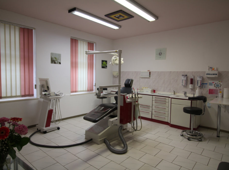 Zahnarztpraxis zu verkaufen 2420 Leipzig - praxisangebote.dental - Zahnmedizinische Praxisbörse